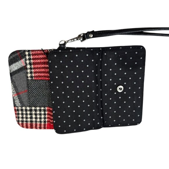 Yik Fung Patchwork Fabric Wristlet - Picture 4 of 4